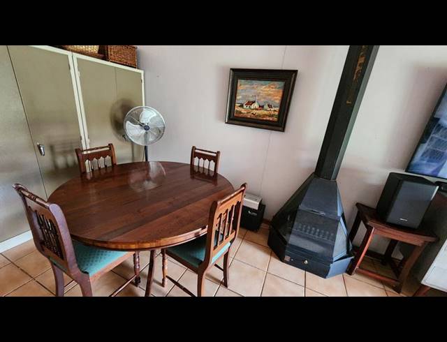 2 BEDROOM TOWNHOUSE FOR SALE IN MONTANA PARK